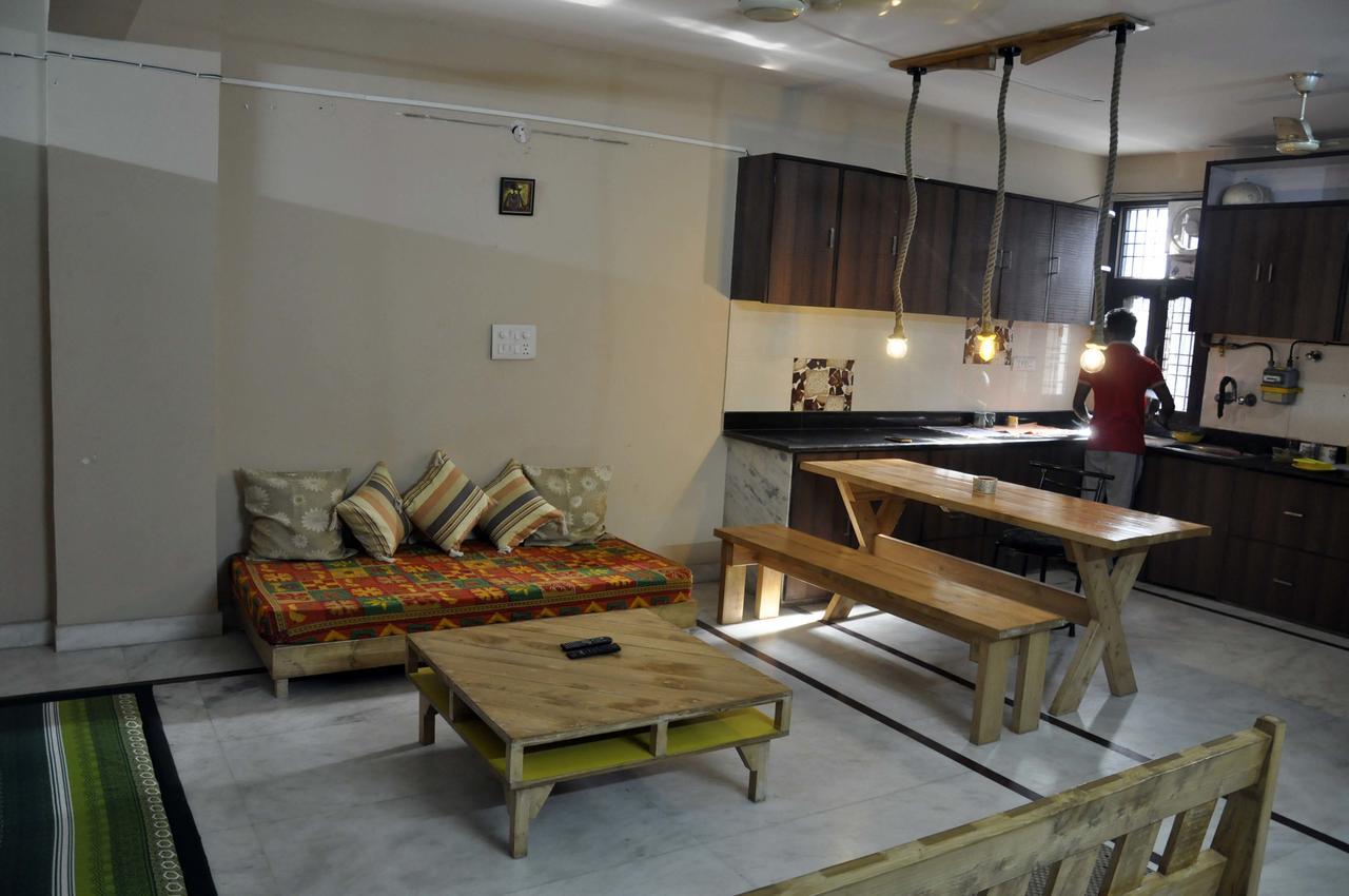 Friends Hostel New Delhi Exterior foto